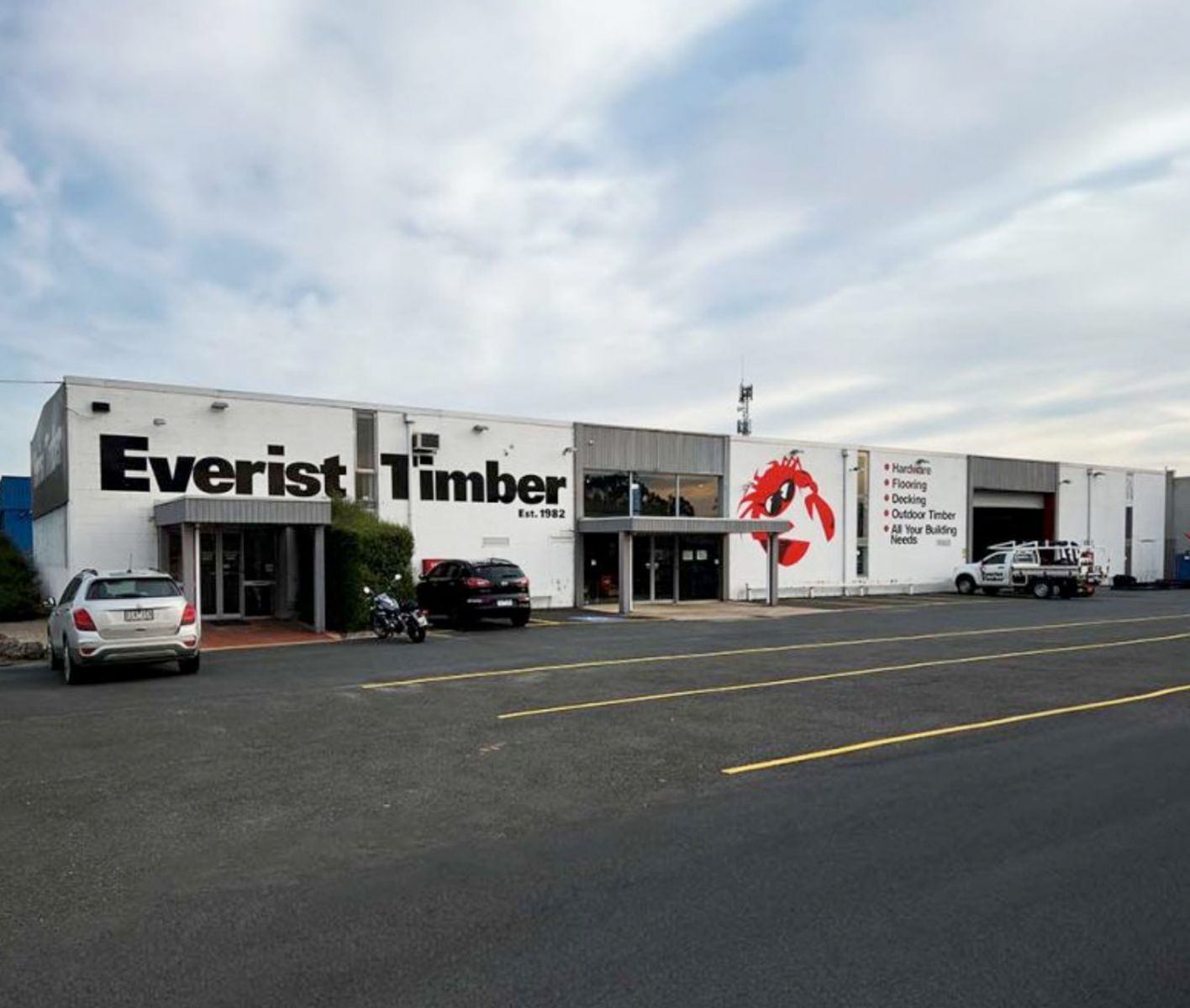 Everist Timber Store